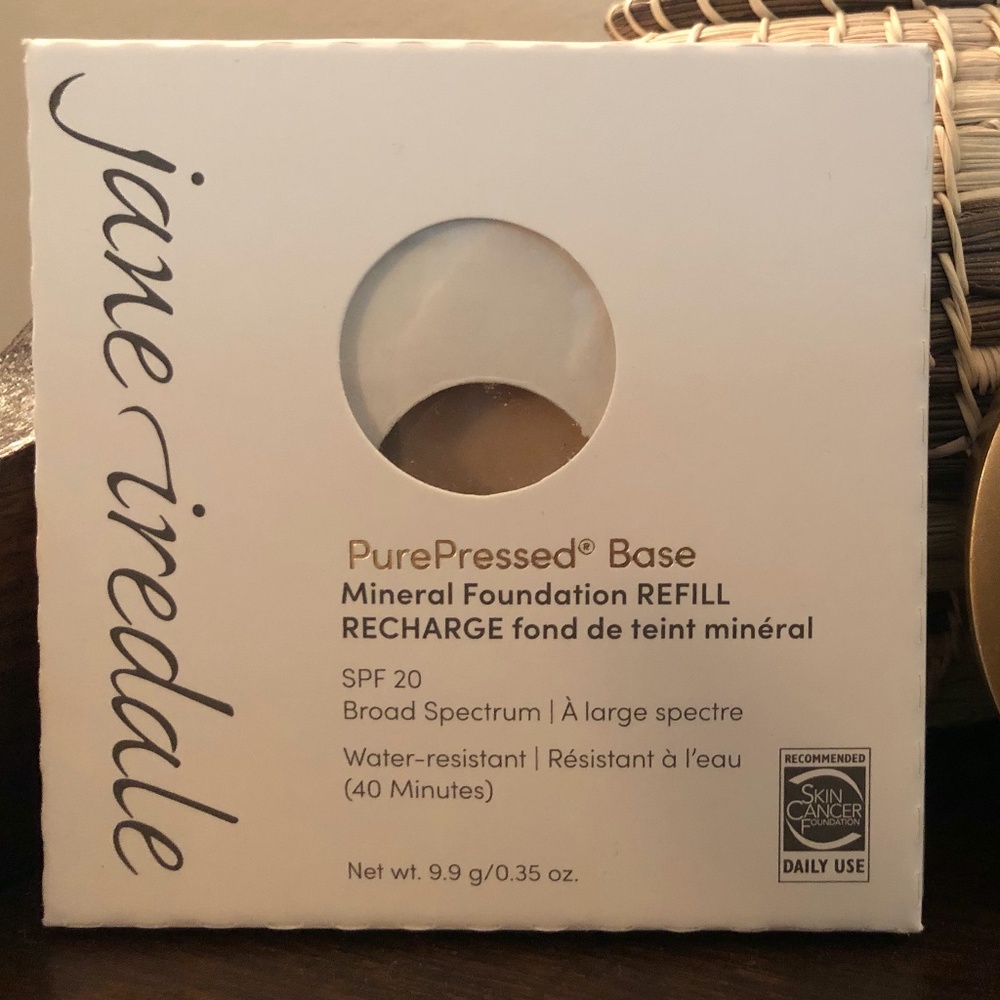 Jane Iredale PurePressed Base Mineral Foundation Refill + Compact